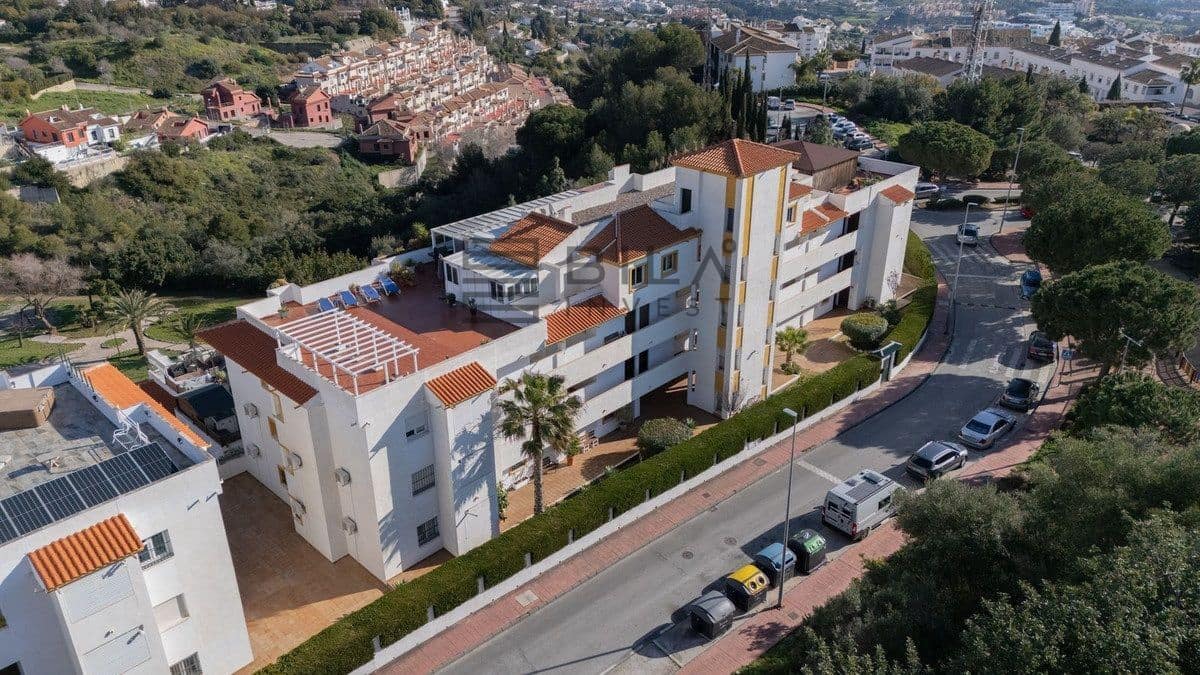 3 chambre Penthouse à vendre à Benalmadena avec piscine - 695 000 € (Ref: 9685957)