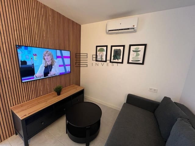 1 sovrum Lägenhet till salu i Fuengirola med pool - 280 000 € (Ref: 9685958)