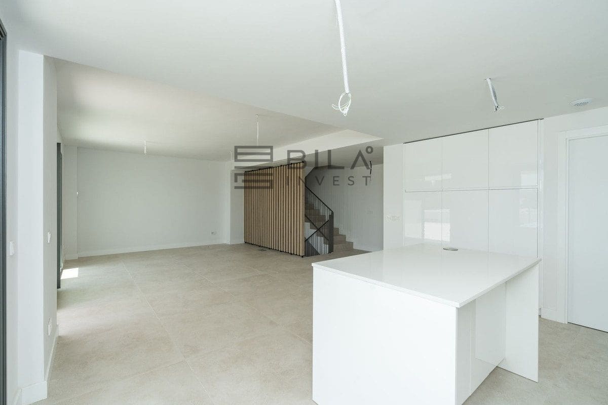 3 sovrum Hus till salu i El Chaparral med pool garage - 845 000 € (Ref: 9685961)