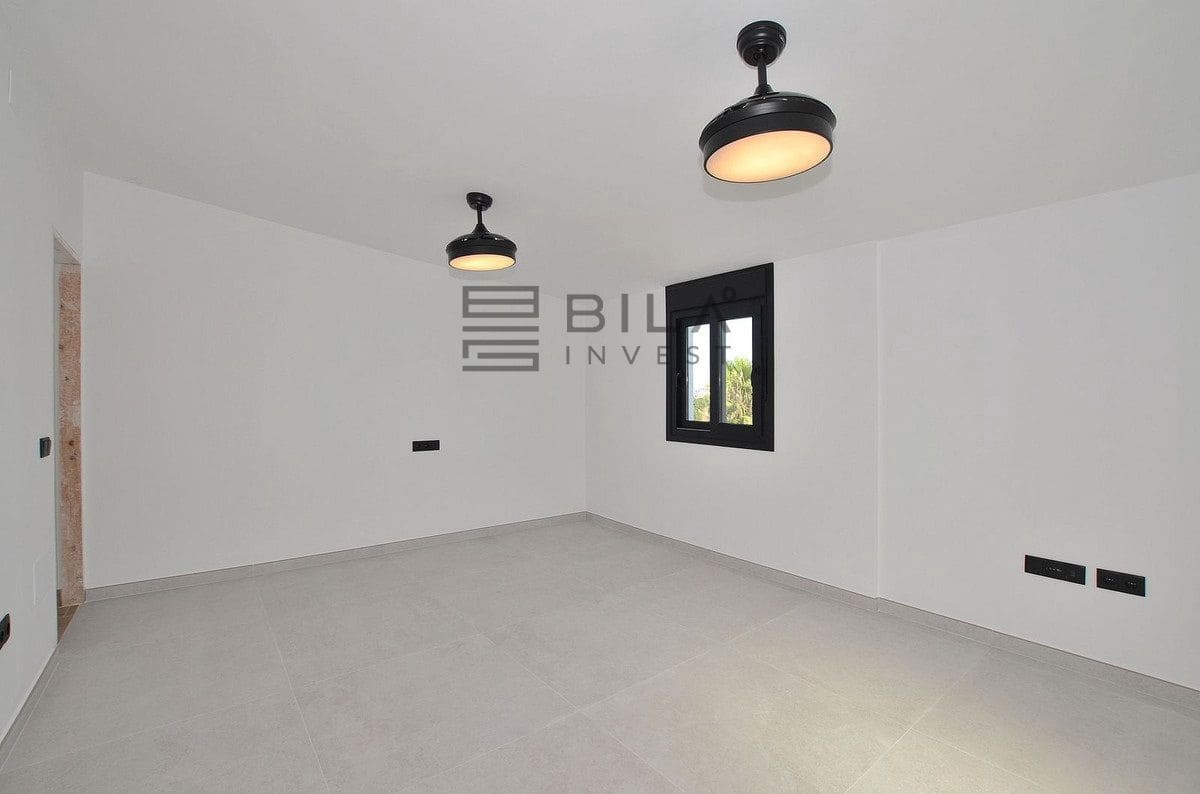 Chalet de 4 habitaciones en El Coto en venta con piscina garaje - 1.099.000 € (Ref: 9685963)