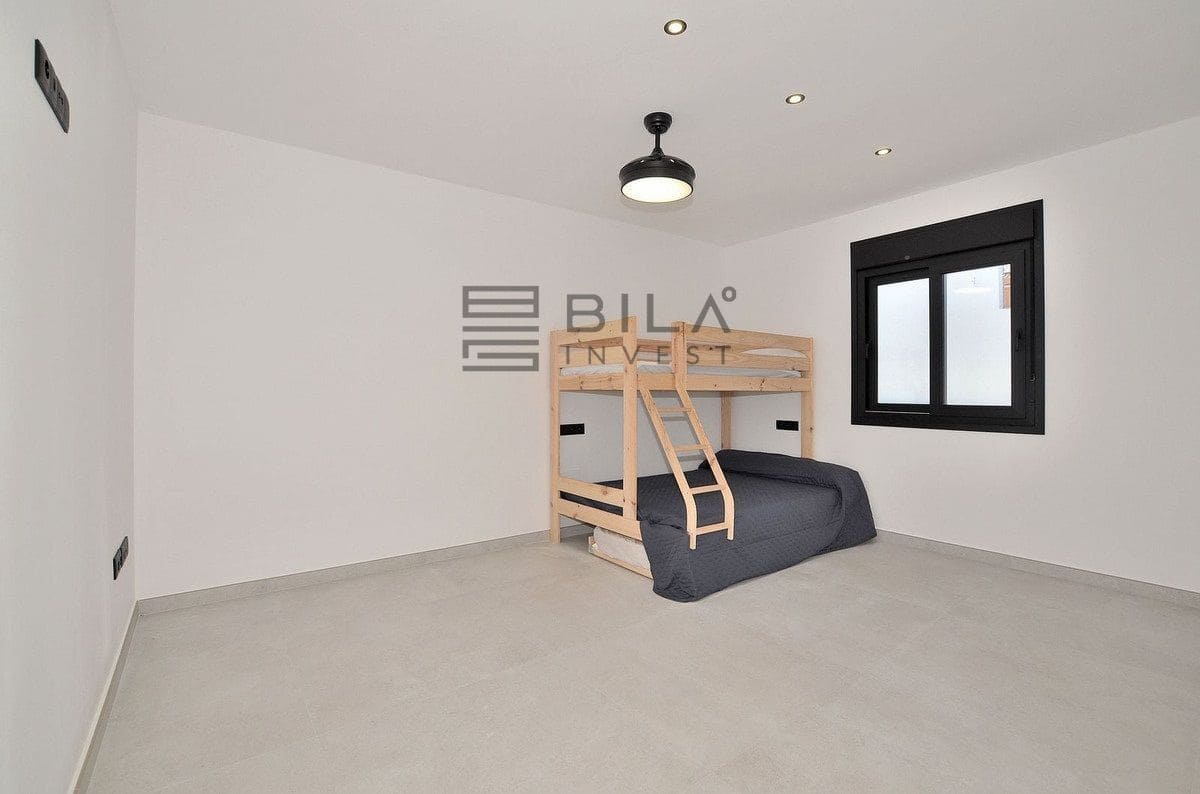 Chalet de 4 habitaciones en El Coto en venta con piscina garaje - 1.099.000 € (Ref: 9685963)