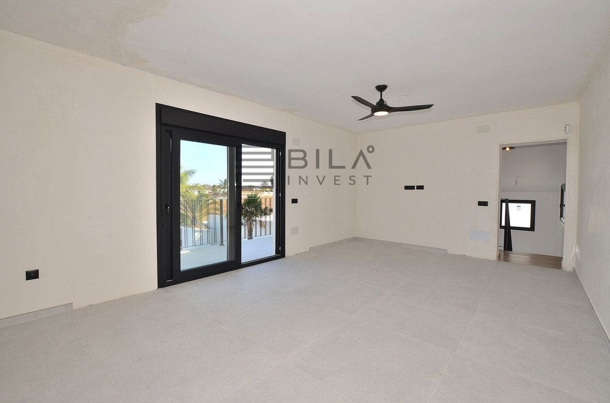 Chalet de 4 habitaciones en El Coto en venta con piscina garaje - 1.099.000 € (Ref: 9685963)