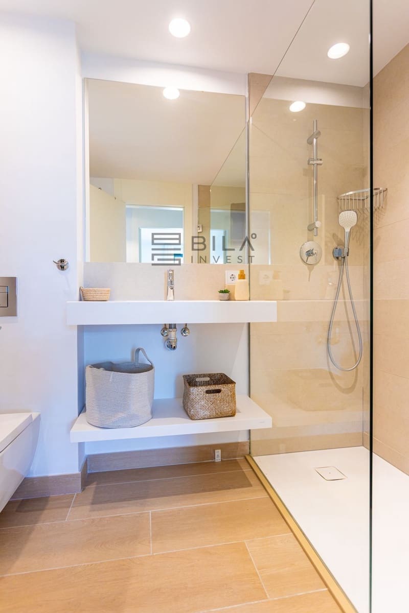 4 sovrum Lägenhet till salu i Fuengirola med pool garage - 995 000 € (Ref: 9685964)