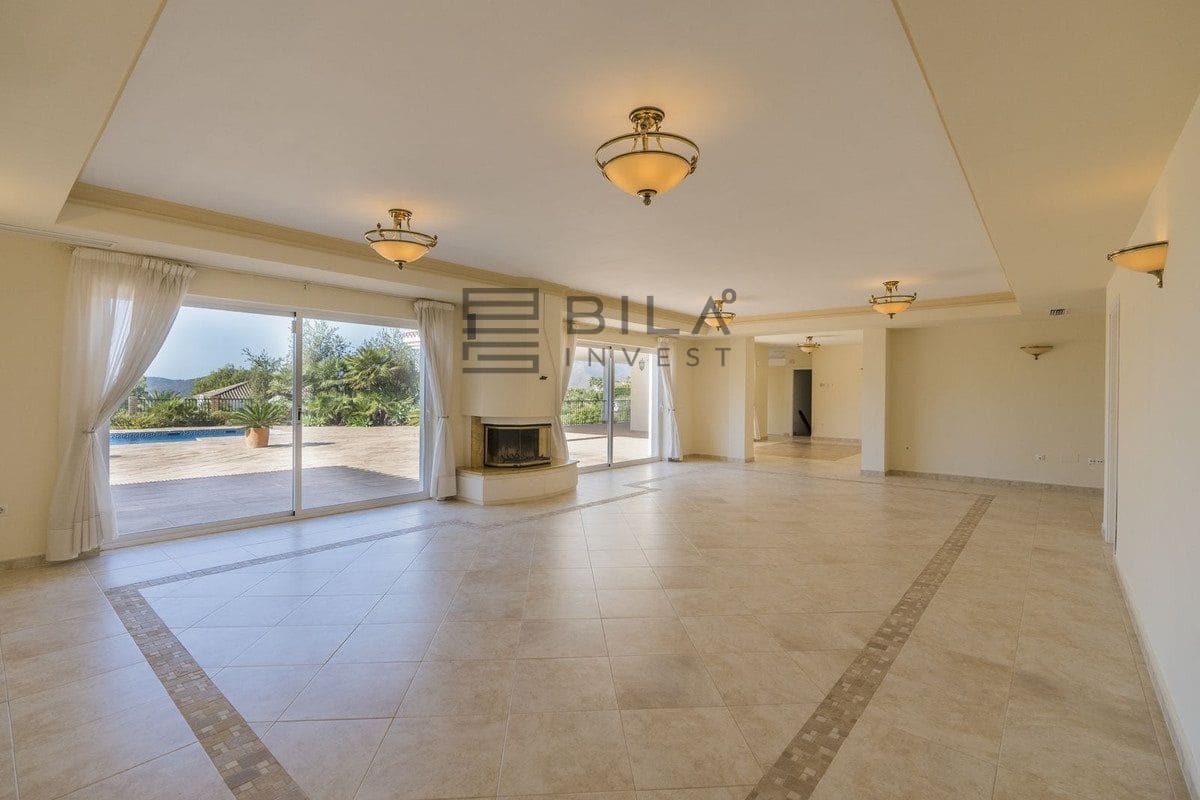 5 sypialnia Willa na sprzedaż w Mijas z basenem garażem - 1 375 000 € (Ref: 9685968)