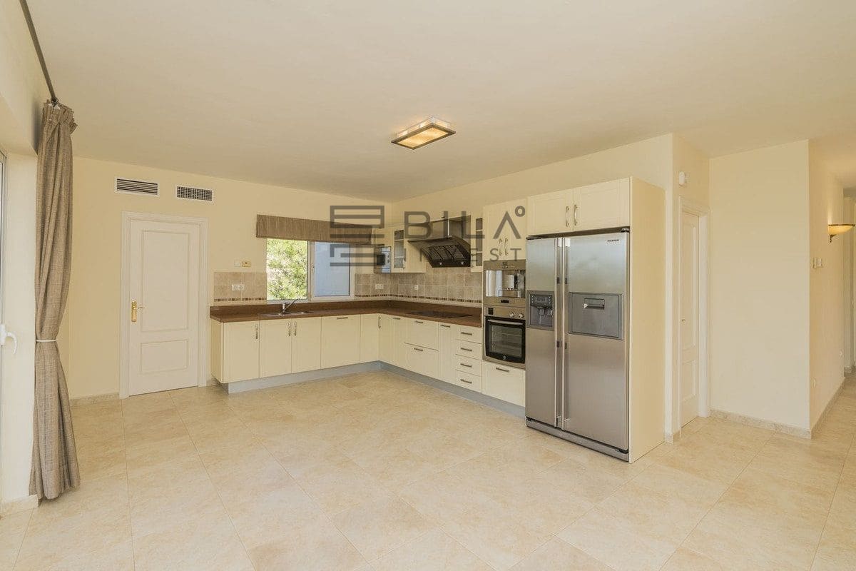 5 sypialnia Willa na sprzedaż w Mijas z basenem garażem - 1 375 000 € (Ref: 9685968)