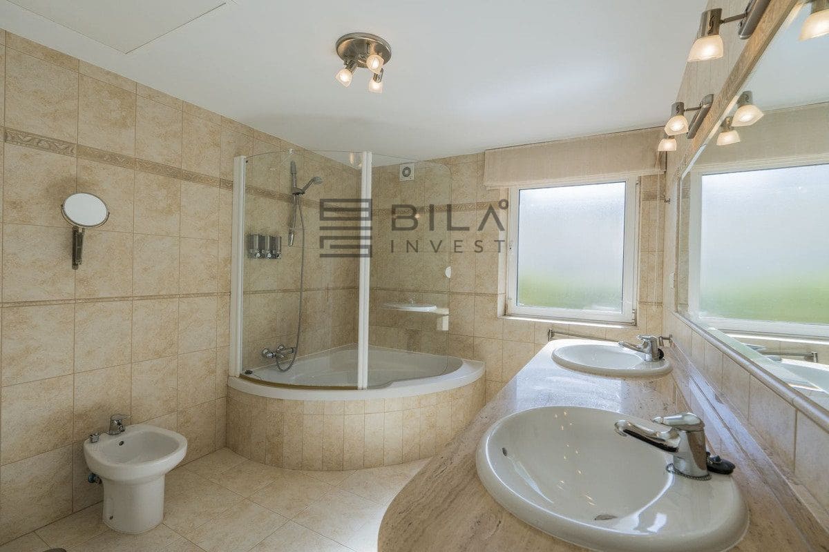 5 sypialnia Willa na sprzedaż w Mijas z basenem garażem - 1 375 000 € (Ref: 9685968)