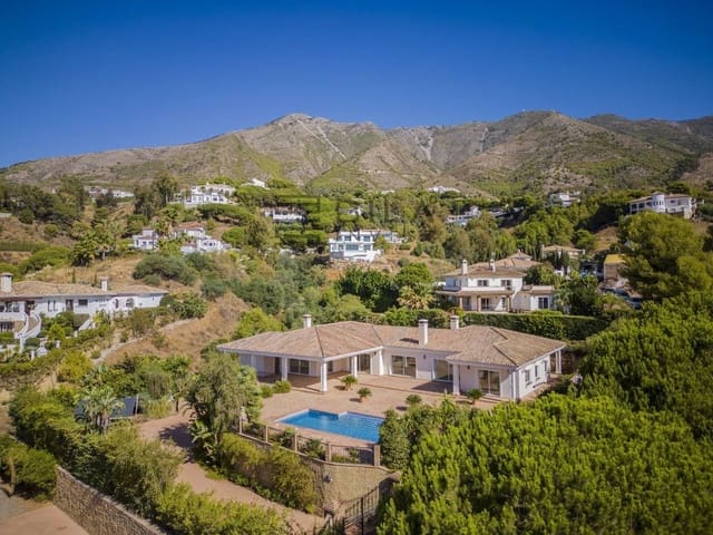 5 sypialnia Willa na sprzedaż w Mijas pueblo, Mijas z basenem garażem - 1 375 000 € (Ref: 9685968)
