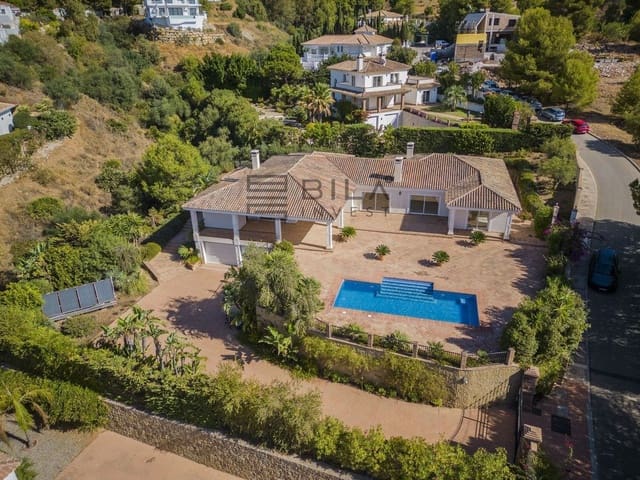 5 sypialnia Willa na sprzedaż w Mijas pueblo, Mijas z basenem garażem - 1 375 000 € (Ref: 9685968)