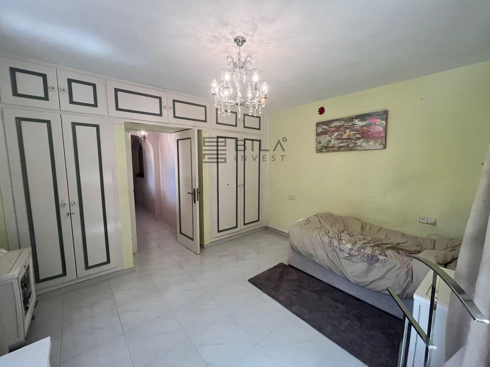 5 bedroom Villa for sale in Mijas with pool garage - € 1,200,000 (Ref: 9694572)