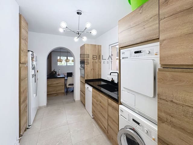 Chalet de 5 habitaciones en Mijas pueblo, Mijas en venta con piscina garaje - 1.200.000 € (Ref: 9694572)