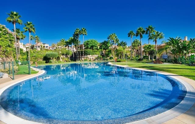 3 slaapkamer Villa te koop in Riviera del Sol, Mijas met zwembad - € 685.000 (Ref: 9694574)