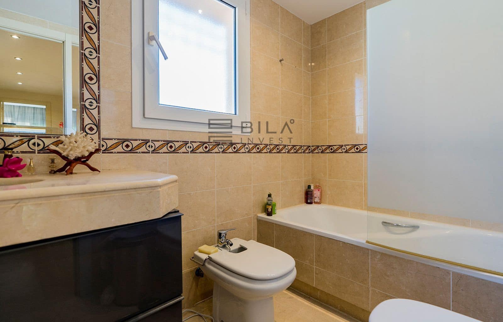 3 slaapkamer Villa te koop in Riviera del Sol met zwembad - € 685.000 (Ref: 9694574)