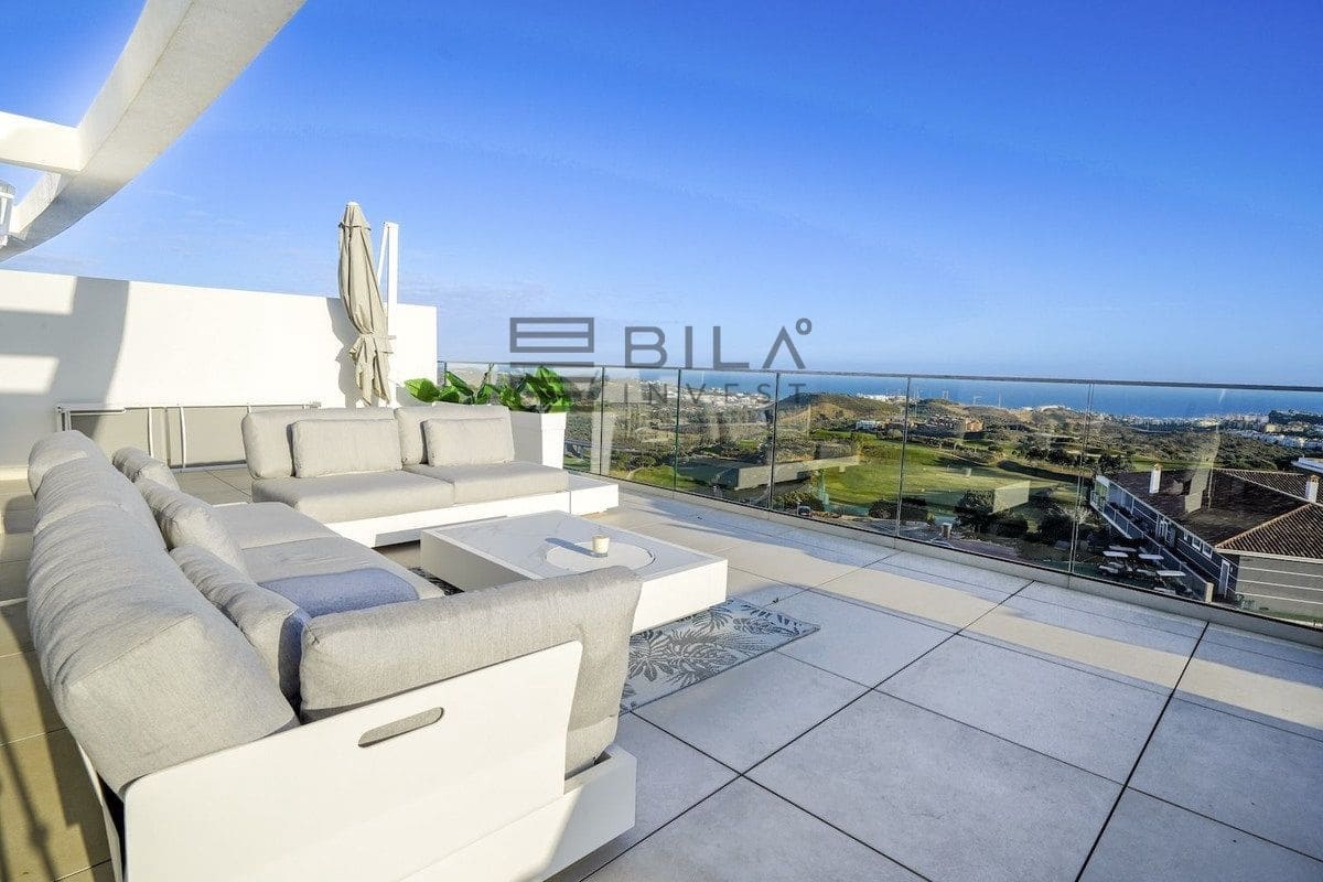 2 Zimmer Penthouse zu verkaufen in La Cala de Mijas mit Pool - 895.000 € (Ref: 9694576)