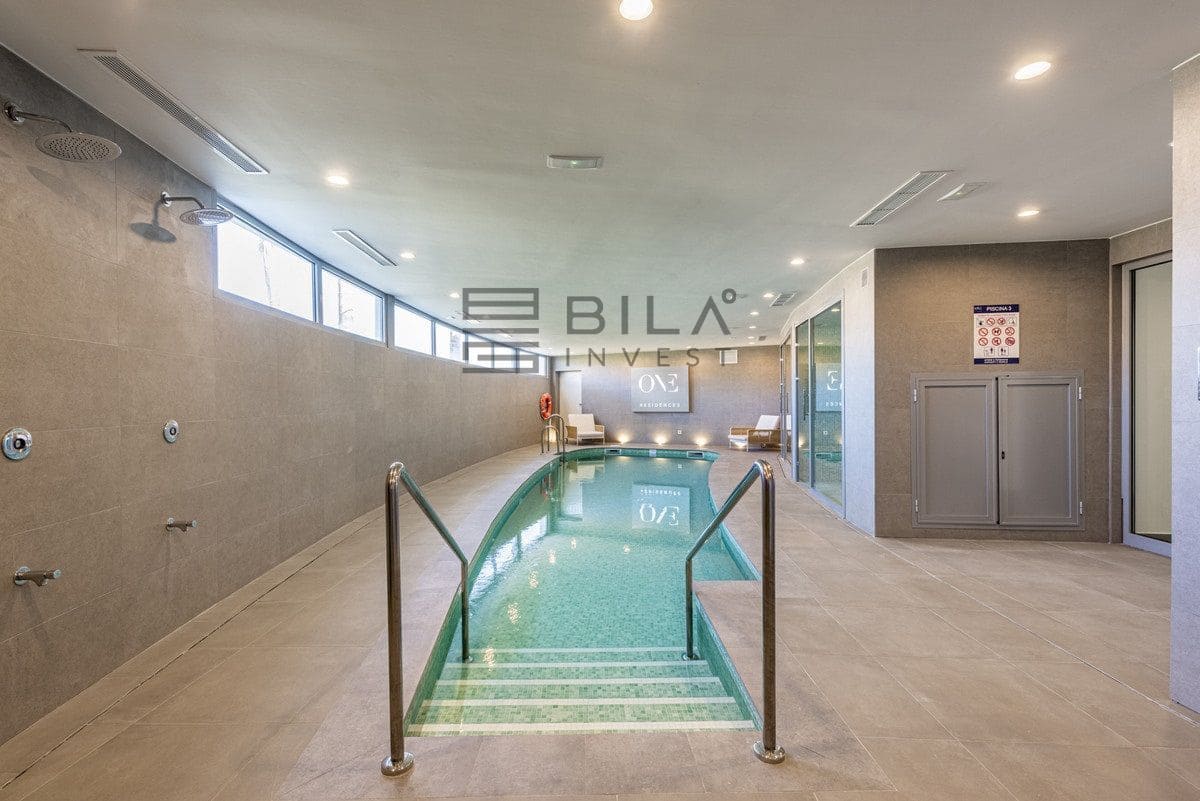 2 Zimmer Penthouse zu verkaufen in La Cala de Mijas mit Pool - 895.000 € (Ref: 9694576)