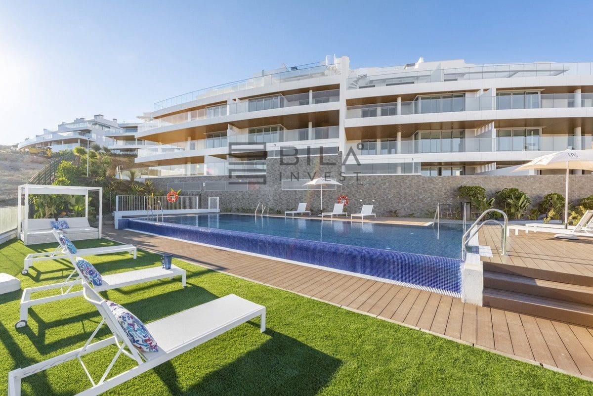 2 Zimmer Penthouse zu verkaufen in La Cala de Mijas mit Pool - 895.000 € (Ref: 9694576)