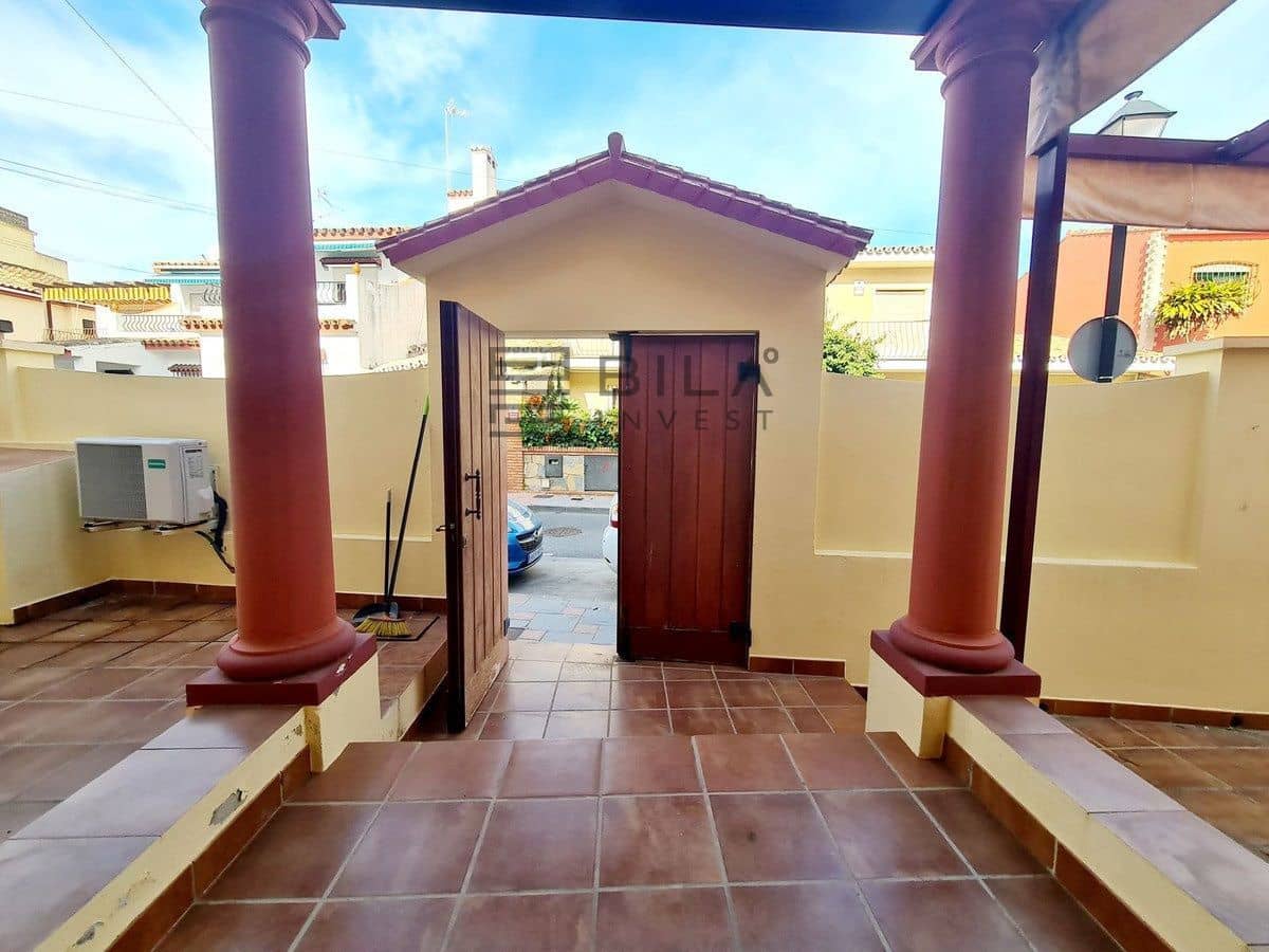 3 chambre Maison de Ville à vendre à Fuengirola - 689 000 € (Ref: 9694577)