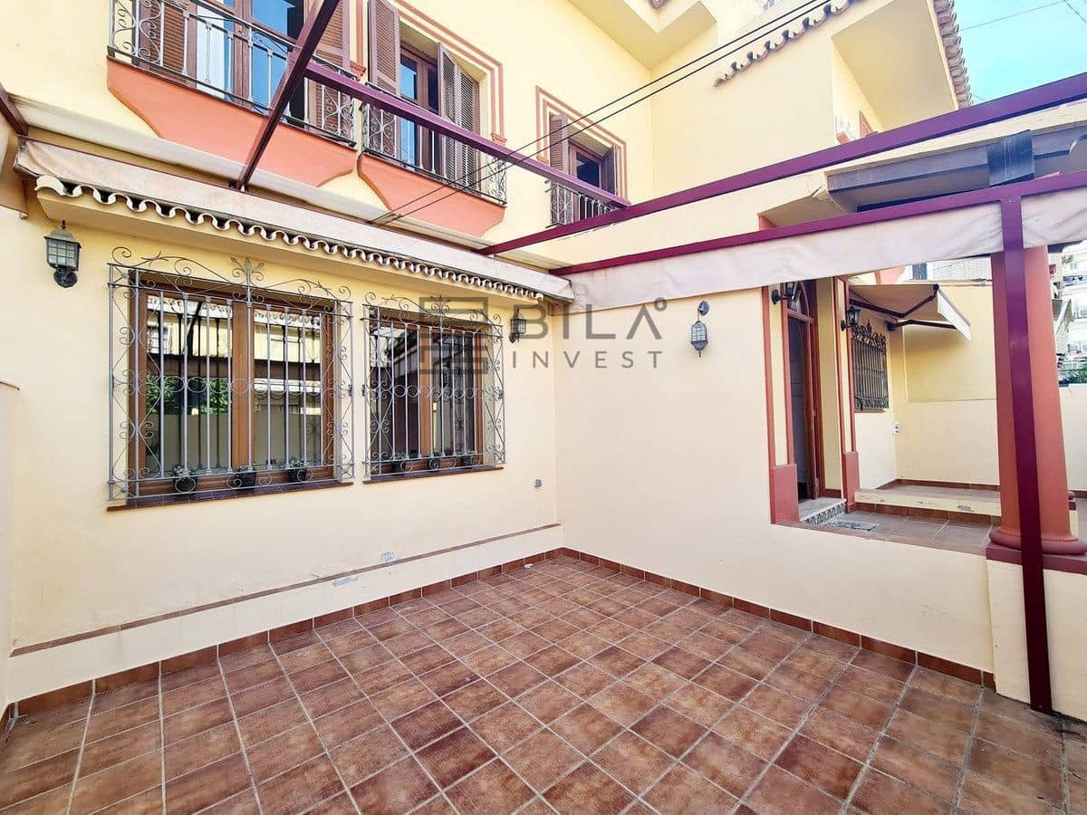 3 chambre Maison de Ville à vendre à Fuengirola - 689 000 € (Ref: 9694577)