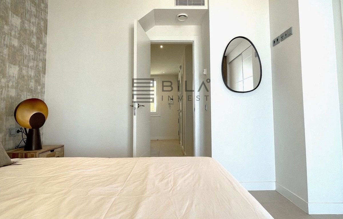 3 bedroom Penthouse for sale in Benalmadena with pool - € 680,000 (Ref: 9694578)