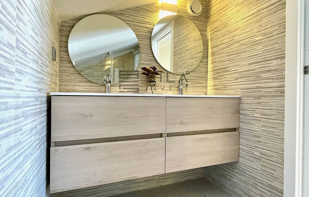 3 bedroom Penthouse for sale in Benalmadena with pool - € 680,000 (Ref: 9694578)