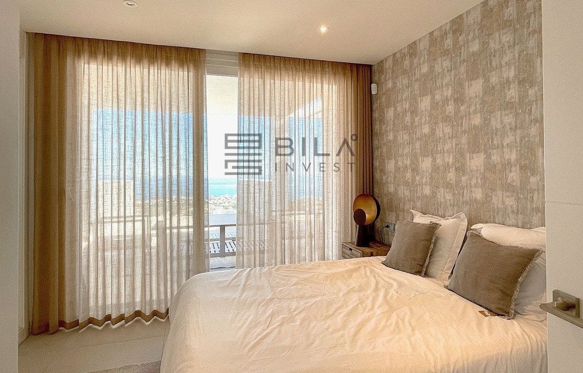 3 bedroom Penthouse for sale in Benalmadena with pool - € 680,000 (Ref: 9694578)