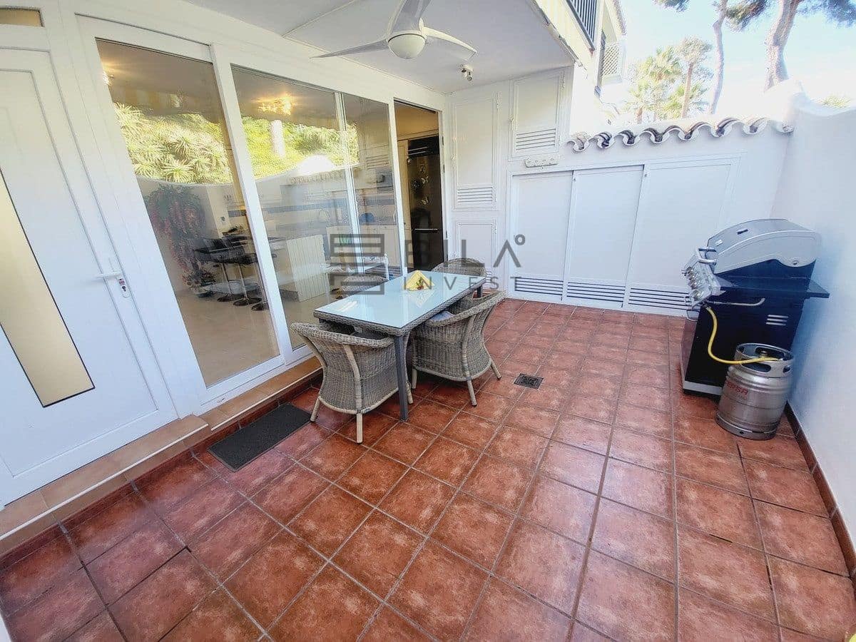 3 sovrum Hus till salu i Miraflores med pool garage - 599 000 € (Ref: 9694579)