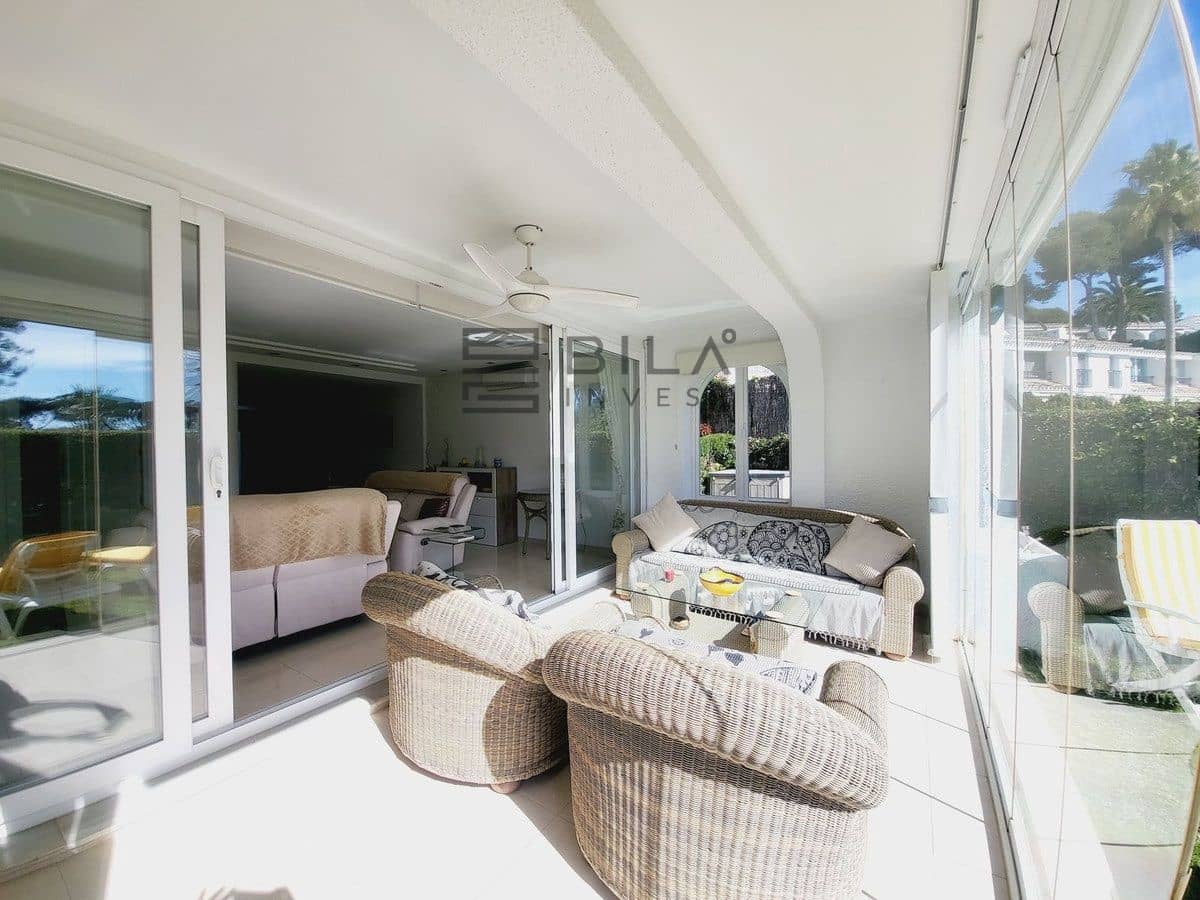 3 sovrum Hus till salu i Miraflores med pool garage - 599 000 € (Ref: 9694579)