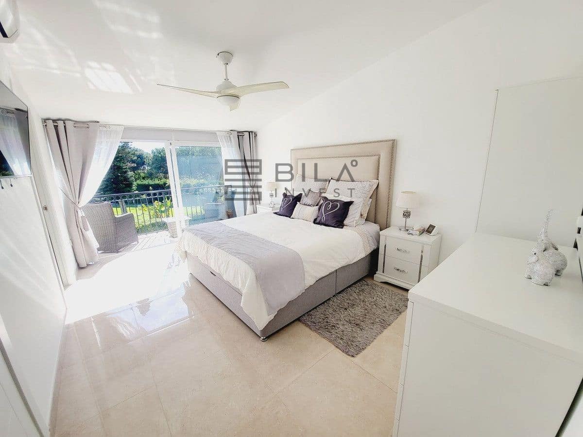 3 sovrum Hus till salu i Miraflores med pool garage - 599 000 € (Ref: 9694579)