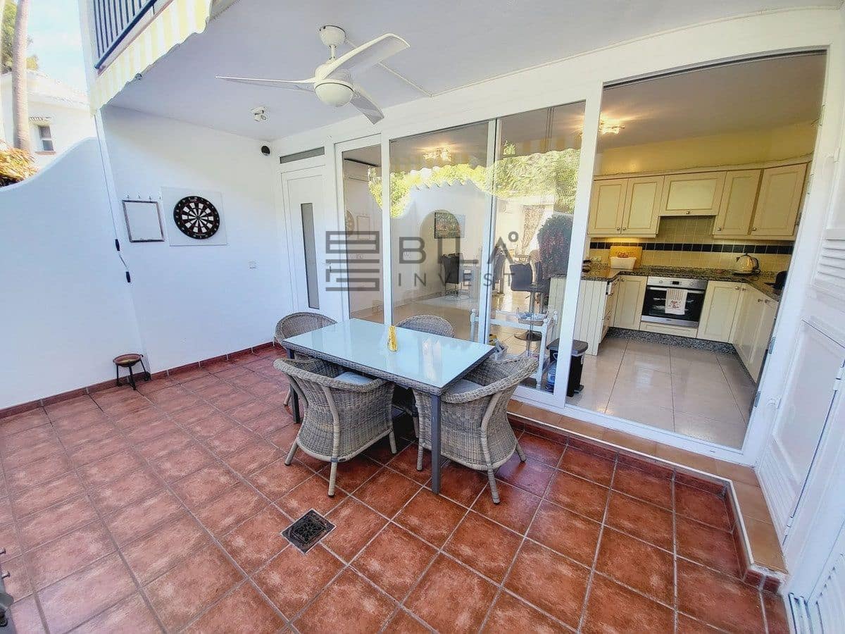 3 sovrum Hus till salu i Miraflores med pool garage - 599 000 € (Ref: 9694579)