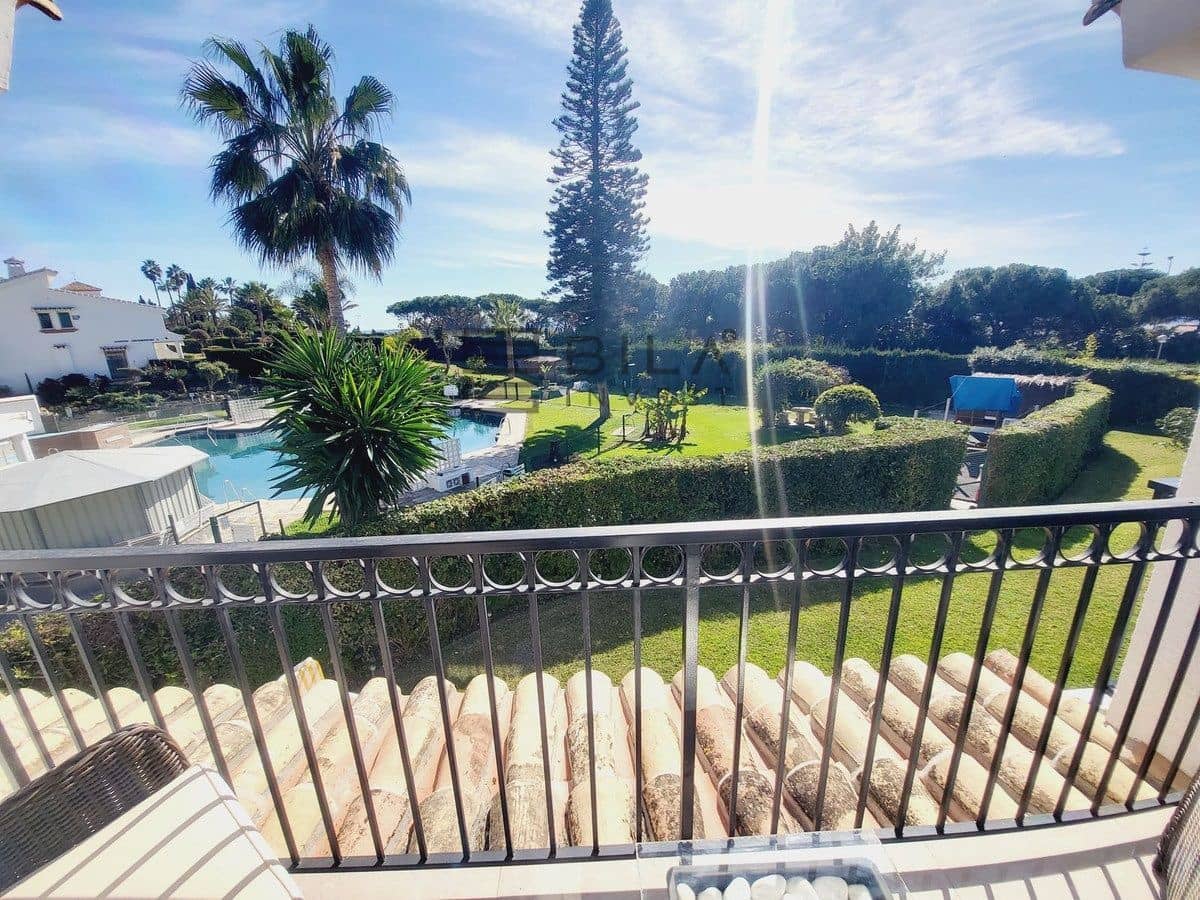 3 sovrum Hus till salu i Miraflores med pool garage - 599 000 € (Ref: 9694579)