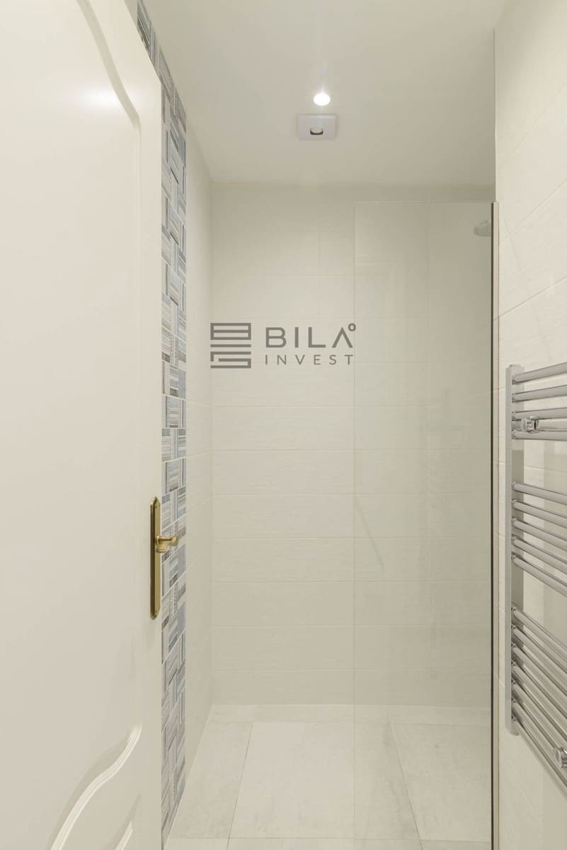 4 bedroom Villa for sale in Valtocado with pool garage - € 1,075,000 (Ref: 9696706)