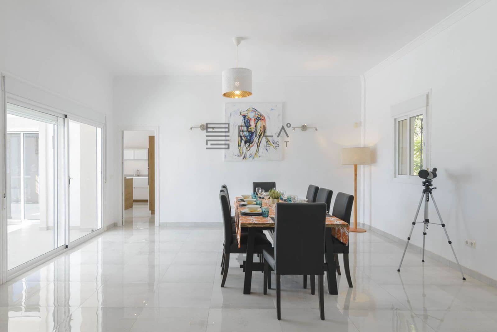 4 bedroom Villa for sale in Valtocado with pool garage - € 1,075,000 (Ref: 9696706)