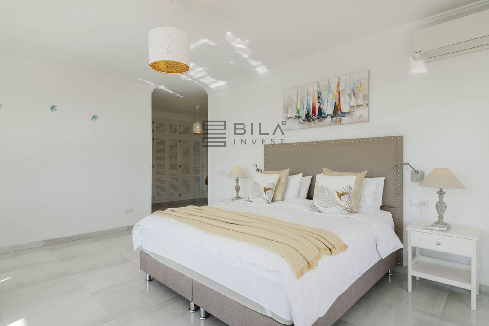 4 bedroom Villa for sale in Valtocado with pool garage - € 1,075,000 (Ref: 9696706)