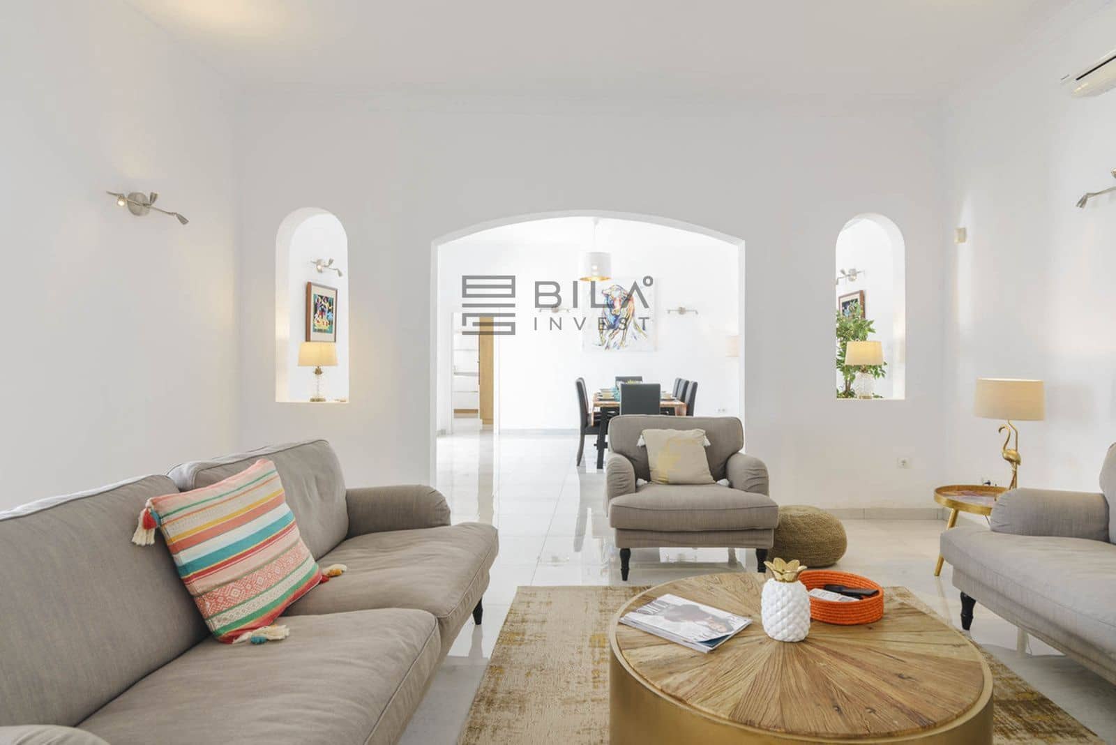 4 bedroom Villa for sale in Valtocado with pool garage - € 1,075,000 (Ref: 9696706)