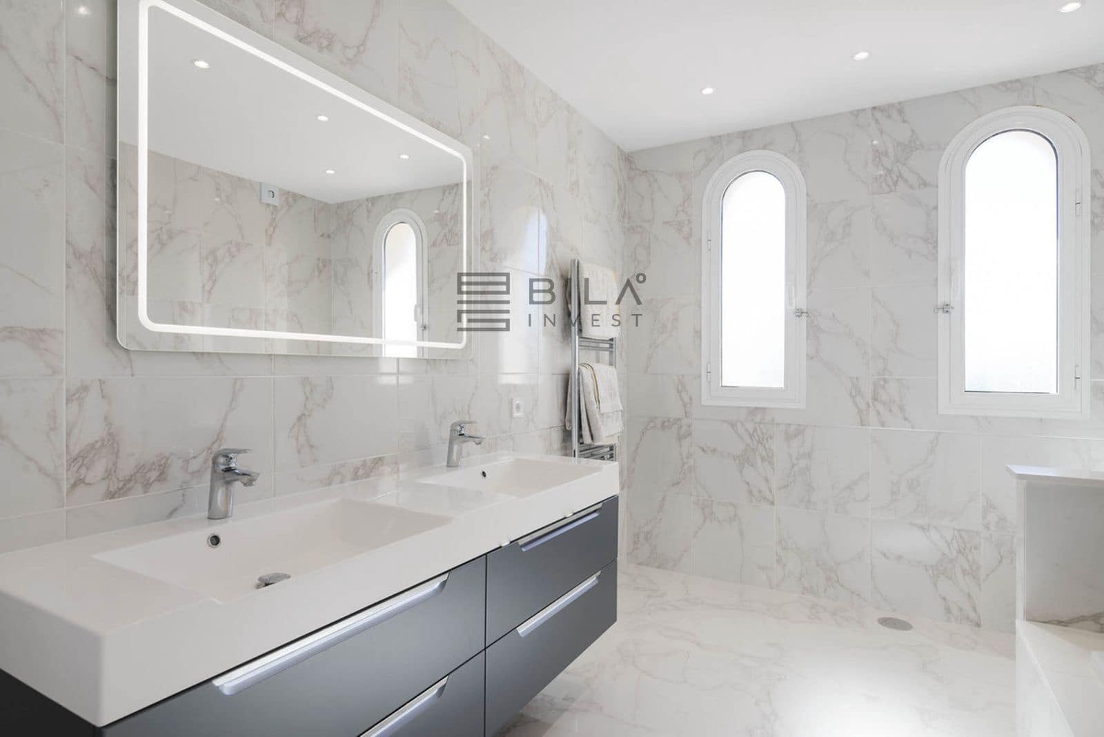 4 bedroom Villa for sale in Valtocado with pool garage - € 1,075,000 (Ref: 9696706)