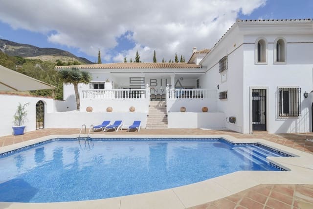 4 Zimmer Villa zu verkaufen in Valtocado, Mijas mit Pool Garage - 1.075.000 € (Ref: 9696706)