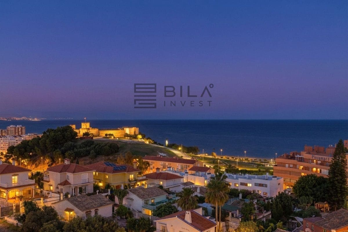 2 quarto Penthouse para venda em Fuengirola com piscina - 379 500 € (Ref: 9714410)