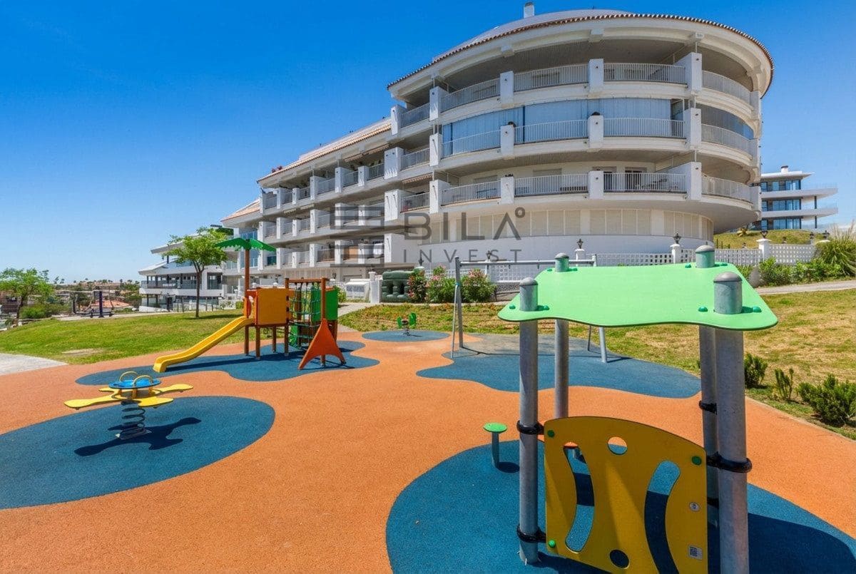 2 quarto Penthouse para venda em Fuengirola com piscina - 379 500 € (Ref: 9714410)