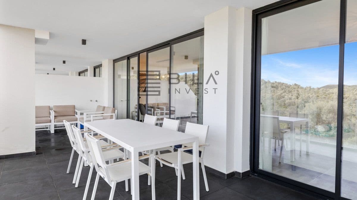 3 bedroom Flat for sale in Mijas Costa with pool garage - € 449,000 (Ref: 9714412)