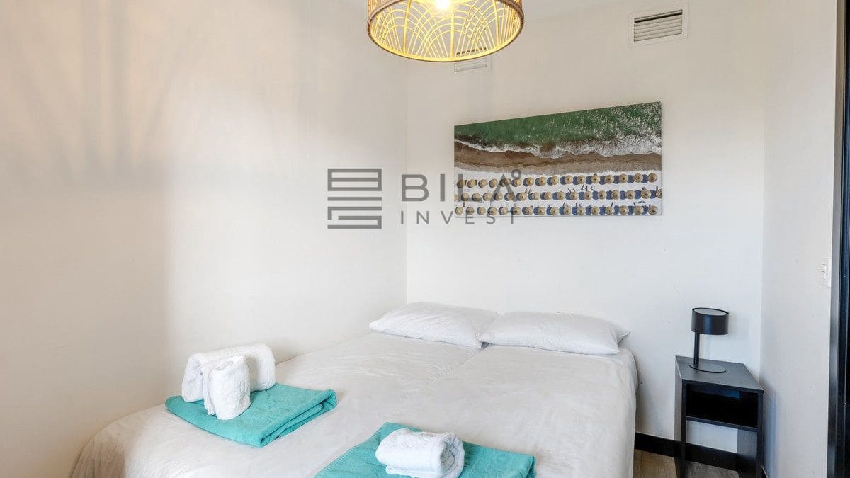 3 bedroom Flat for sale in Mijas Costa with pool garage - € 449,000 (Ref: 9714412)