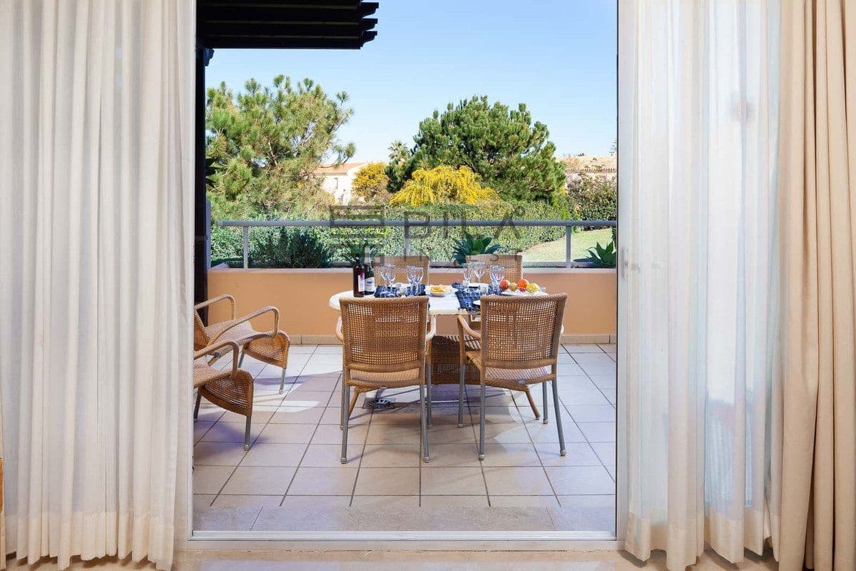 2 bedroom Flat for sale in El Faro with pool garage - € 399,000 (Ref: 9714414)