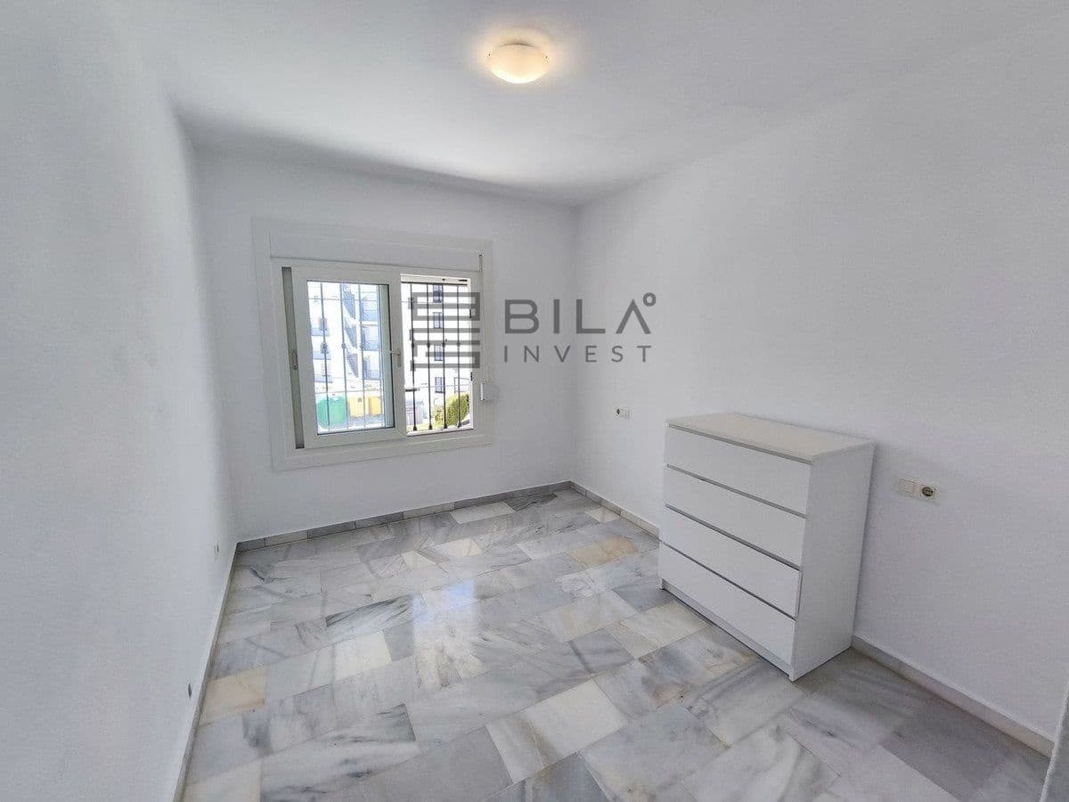 2 soverom Leilighet til salgs i Riviera del Sol med svømmebasseng - € 289 999 (Ref: 9714417)