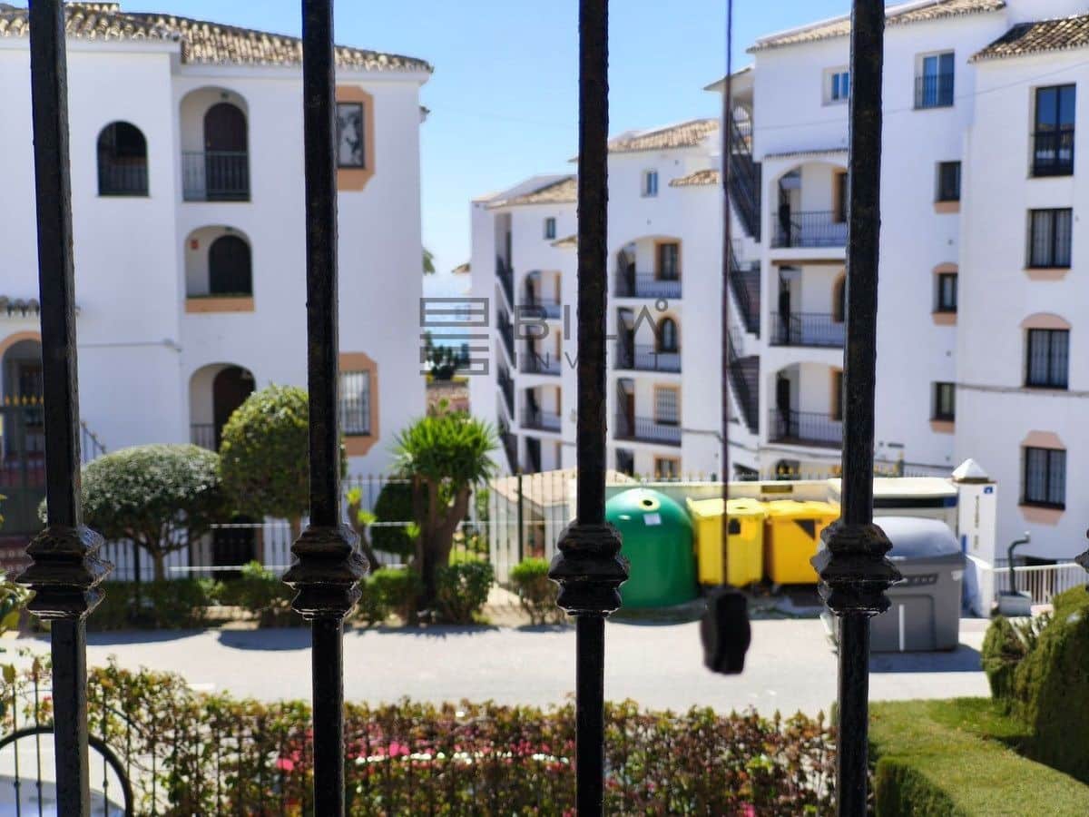 2 soverom Leilighet til salgs i Riviera del Sol med svømmebasseng - € 289 999 (Ref: 9714417)