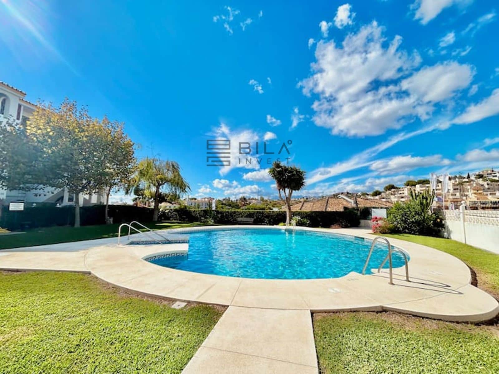 2 soverom Leilighet til salgs i Riviera del Sol med svømmebasseng - € 289 999 (Ref: 9714417)