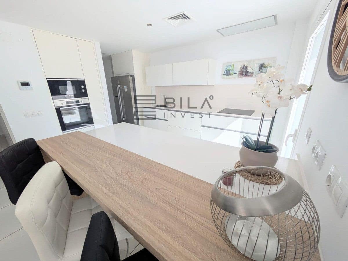 4 bedroom Villa for sale in Torremuelle with pool garage - € 879,000 (Ref: 9714418)