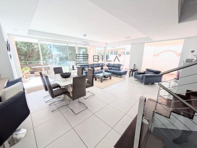 4 sovrum Villa till salu i Torremuelle, Benalmádena med pool garage - 879 000 € (Ref: 9714418)