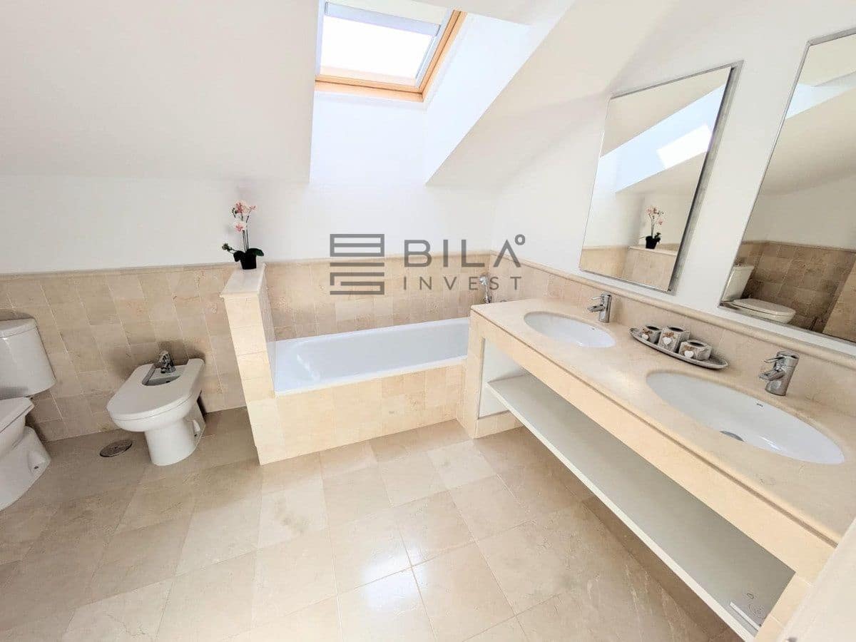 4 bedroom Villa for sale in Torremuelle with pool garage - € 879,000 (Ref: 9714418)