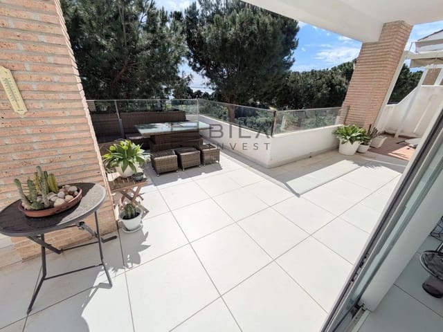 4 sovrum Villa till salu i Torremuelle, Benalmádena med pool garage - 879 000 € (Ref: 9714418)