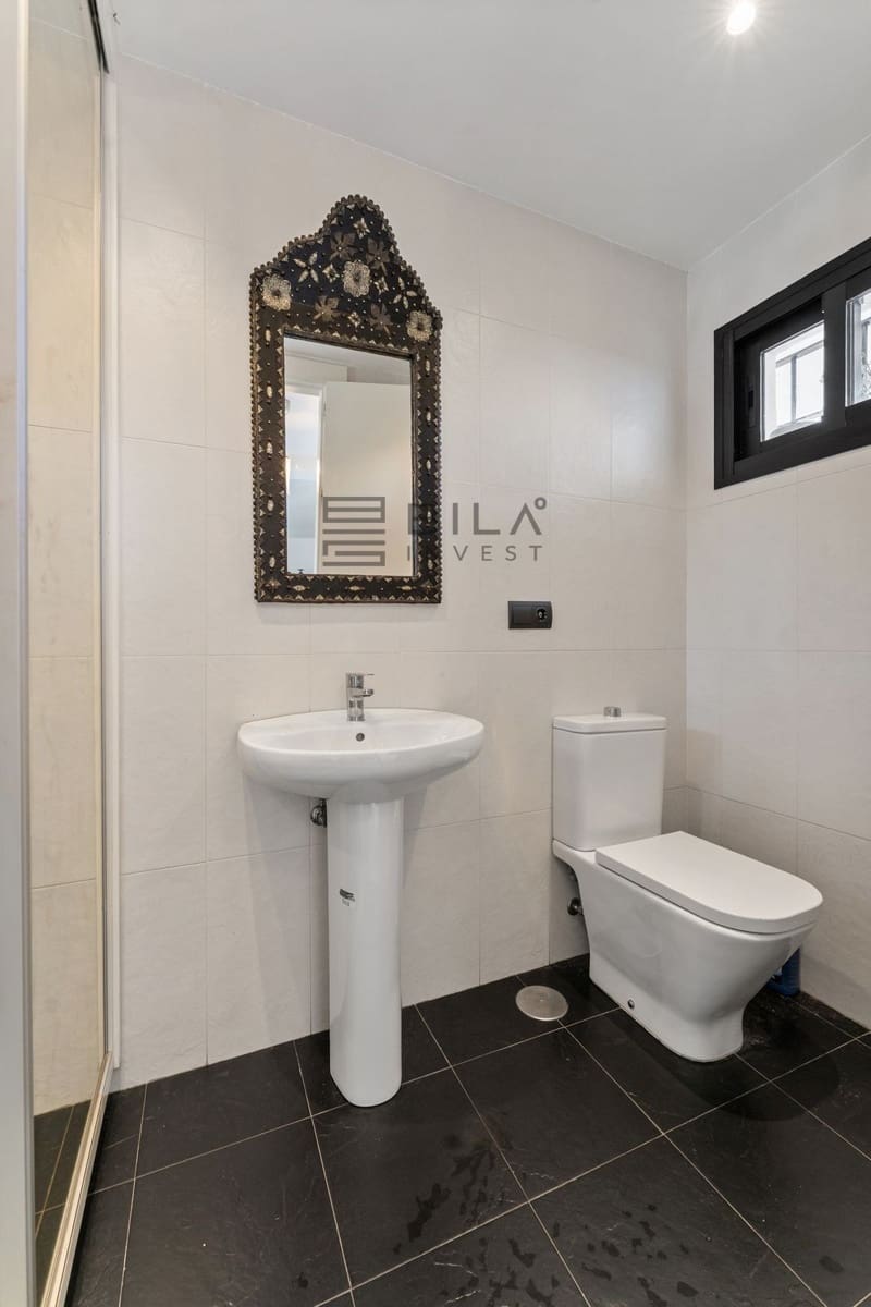 3 bedroom Villa for sale in La Sierrezuela with pool garage - € 649,000 (Ref: 9714420)