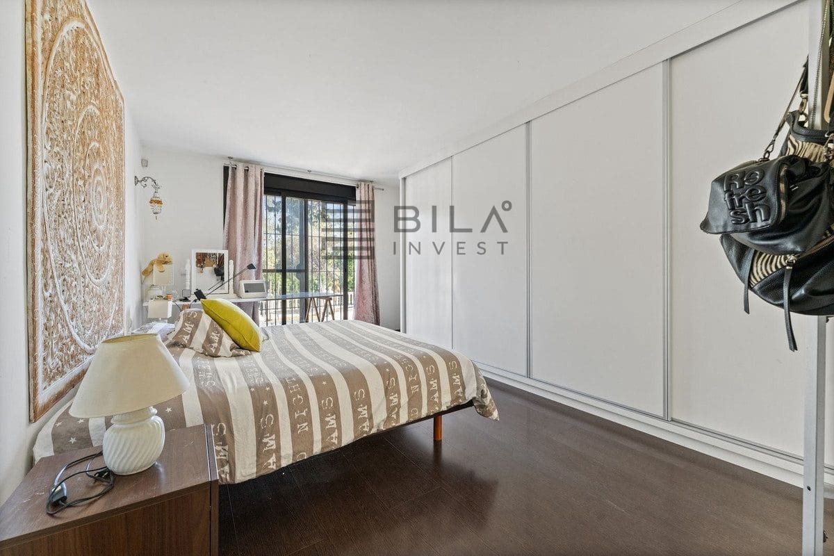 3 bedroom Villa for sale in La Sierrezuela with pool garage - € 649,000 (Ref: 9714420)