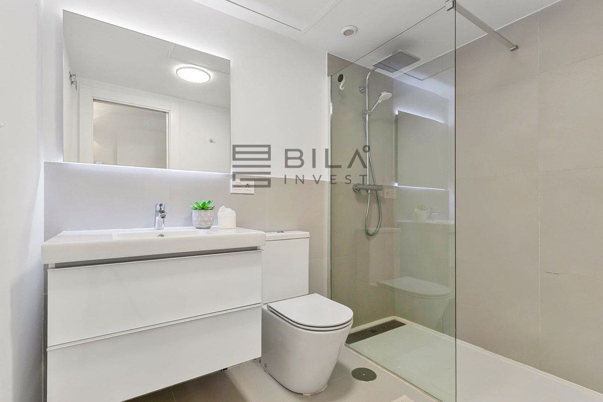 3 slaapkamer Flat te koop in Benalmadena Costa met zwembad garage - € 695.000 (Ref: 9730510)